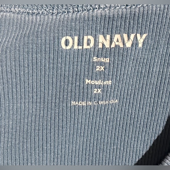 💝 Old Navy: Women’s Short Sleeve Shirt (ptp approx 22.5in) - Size 2X 💝 - Picture 4 of 8